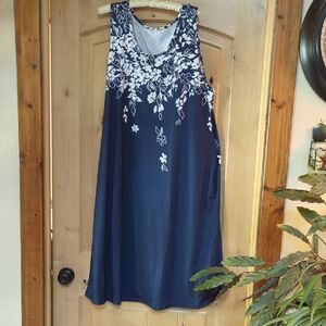 Floral Sleeveless Dress in Navy and White